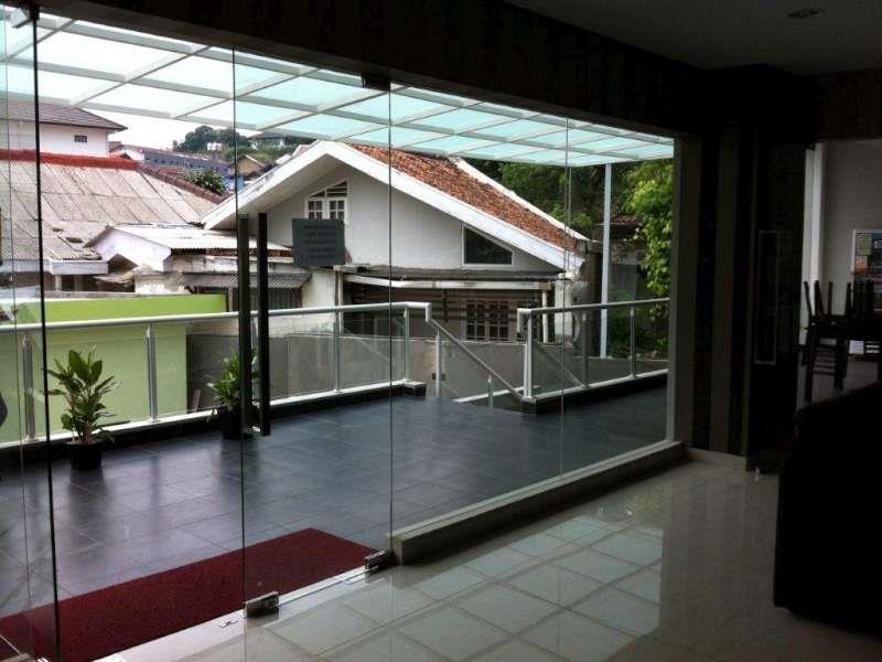 J Residence Hostel Ciumbuleuit Bandung Bagian luar foto